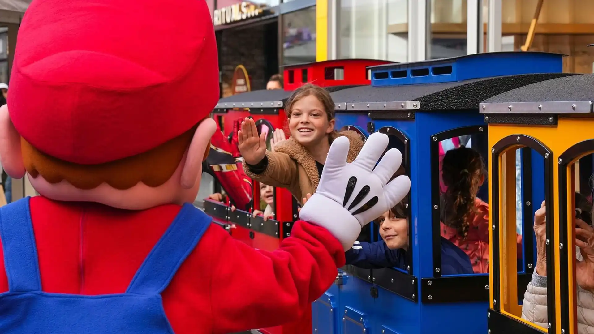 Wattman Mini Express at a seasonal event operated by a rental company